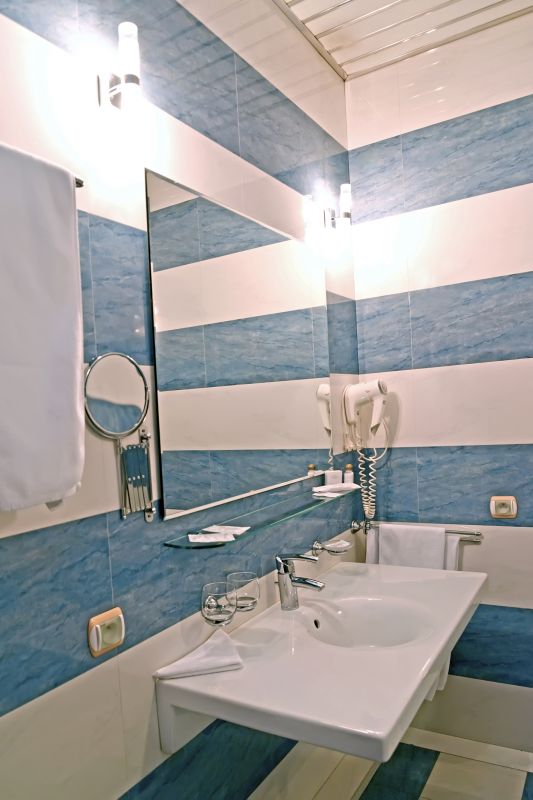 Senior Bath Installers detail